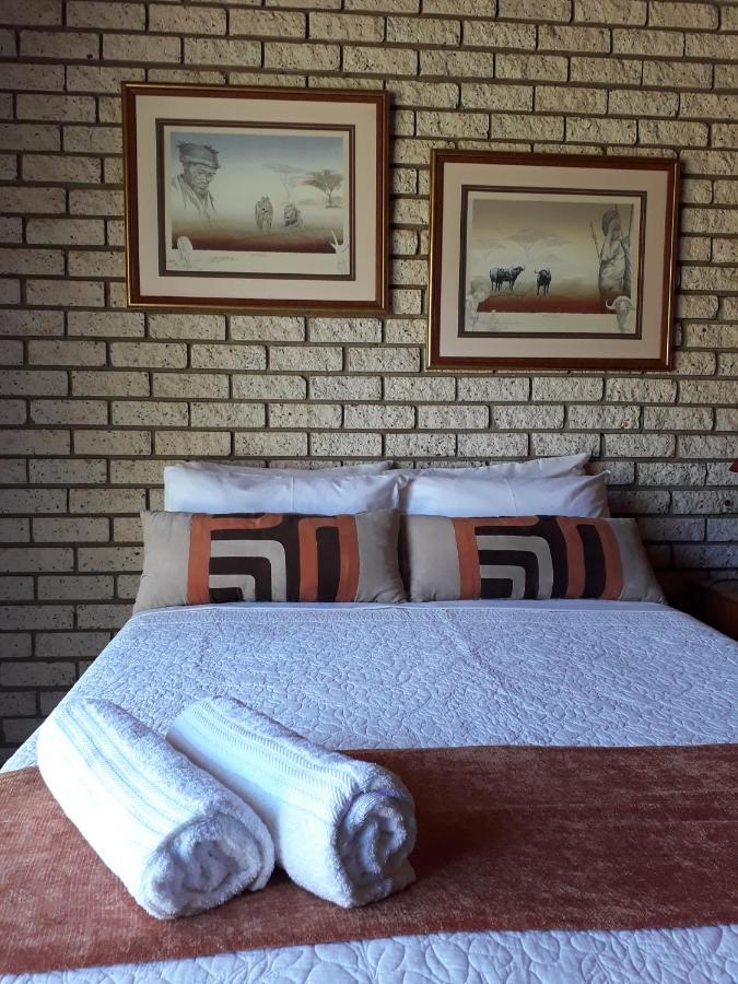 Die Plasie On-Suite Rooms Хартбееспоорт Екстериор снимка